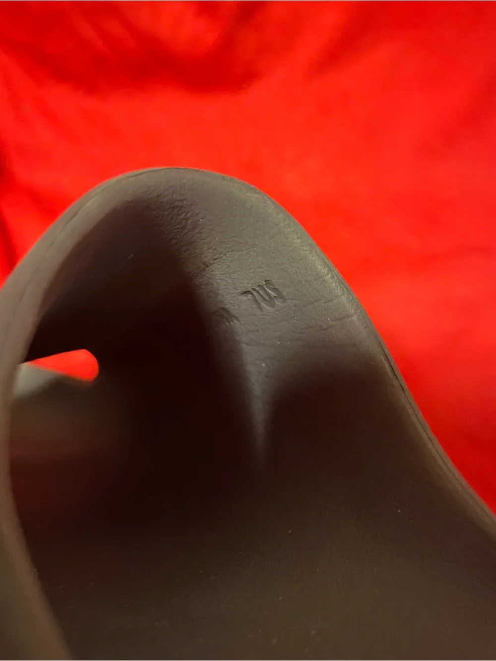Adidas Yeezy slides (7)
